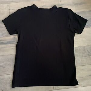 Men’s short sleeved knit T-shirt black sized S
